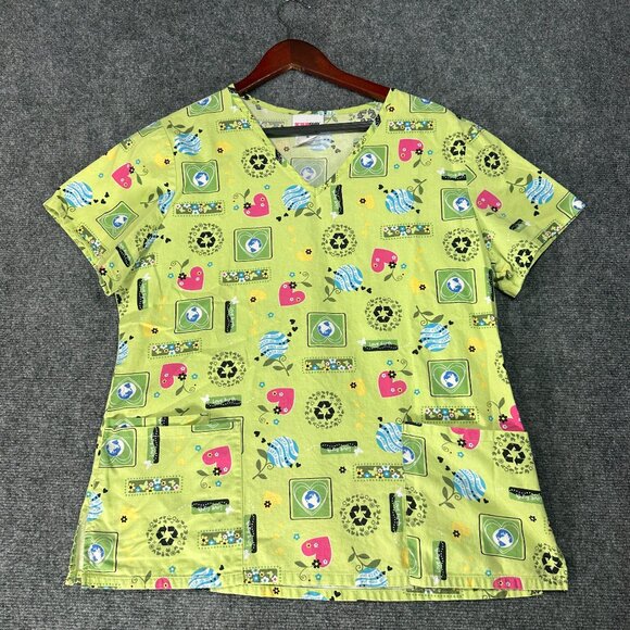 ScrubStar Top Size Medium  Short Sleeve Pockets V Neck Green Earth Heart Print - Picture 1 of 9